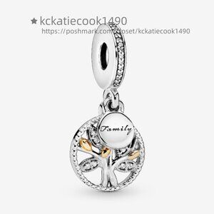 Pandora Sparkling Family Tree Dangle Charm